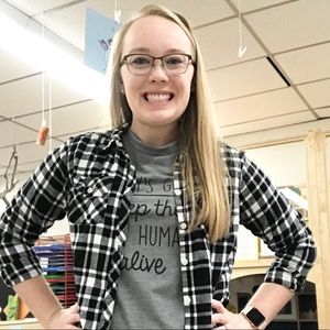 Meet your Posher, Becca